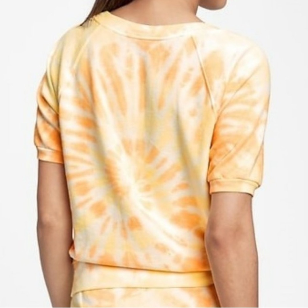 GAP Tie-Dye Spiral Short Sleeve Sweatshirt Size Large in GUC - Picture 2 of 7